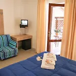 Mezzaluna 3* Carloforte (Isola di San Pietro)