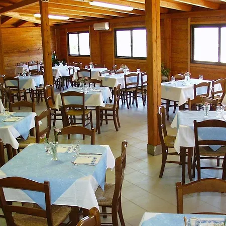 Mezzaluna Hotel Carloforte (Isola di San Pietro)