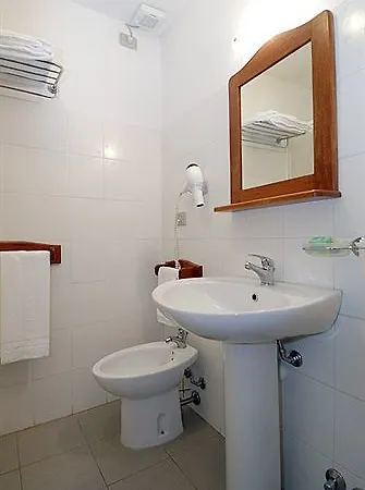 Hotel Mezzaluna 3*