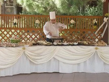 Hotel Mezzaluna 3*